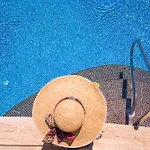 Saray Otel Kalkan